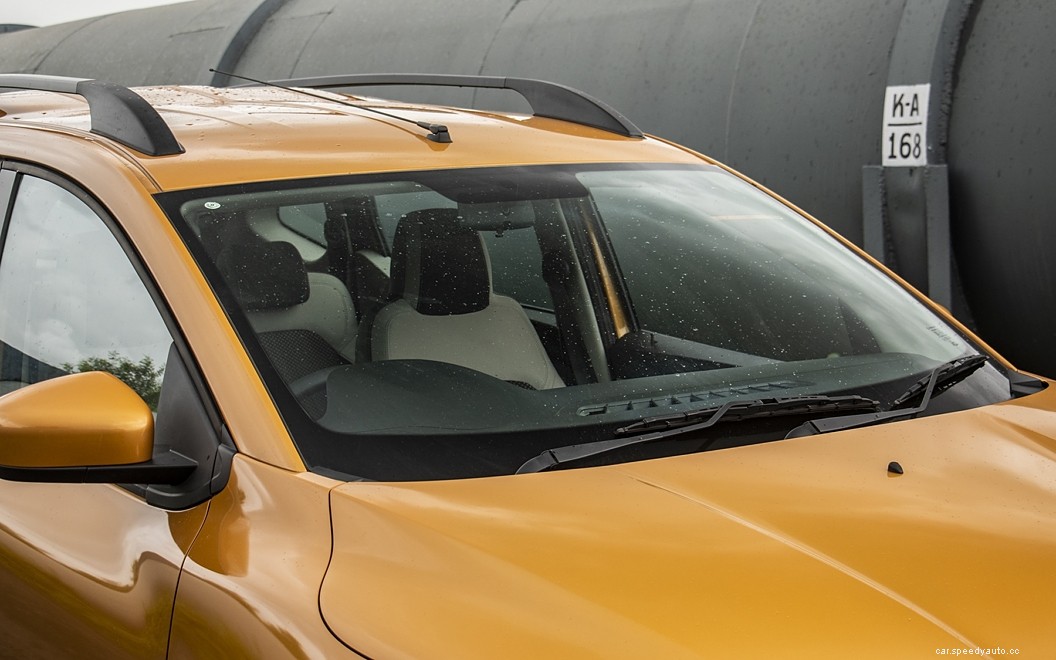 Renault Triber  Images