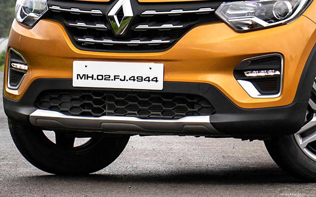 Renault Triber  Images