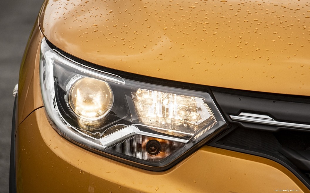 Renault Triber  Images