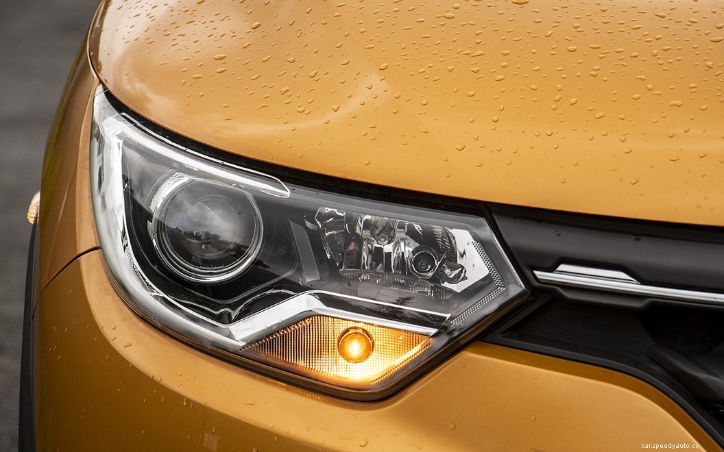 Renault Triber  Images