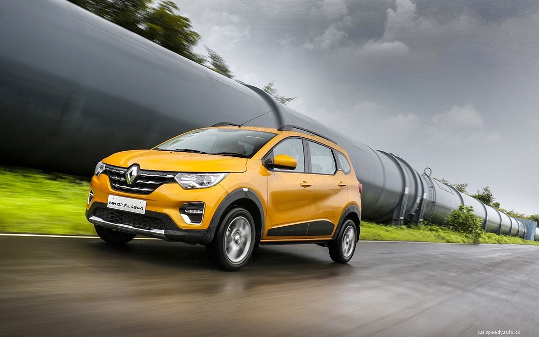 Renault Triber  Images