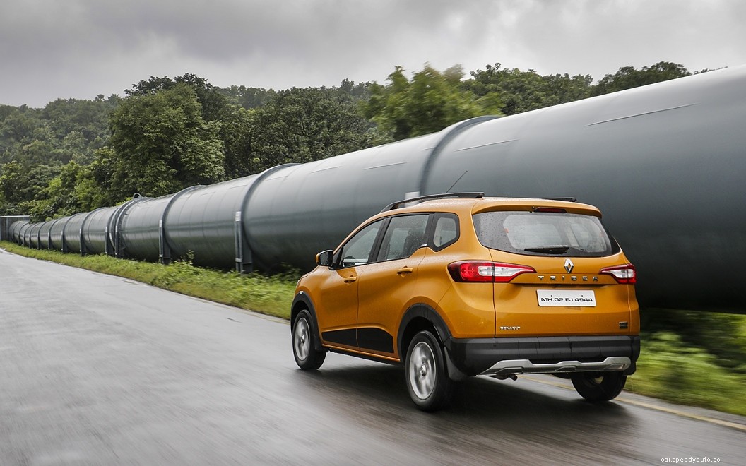 Renault Triber  Images
