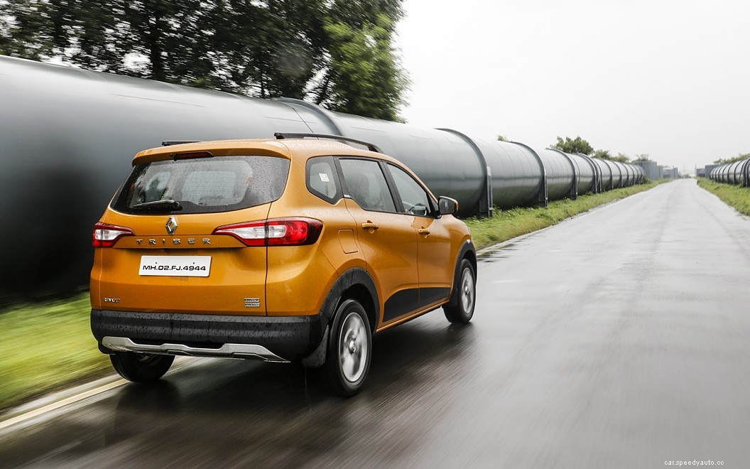 Renault Triber  Images