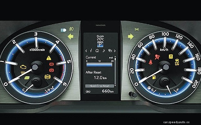 Toyota Innova Crysta  Images