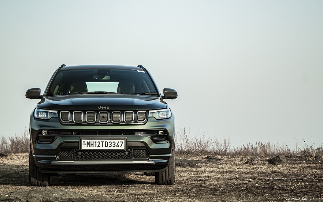 Jeep Compass  Images