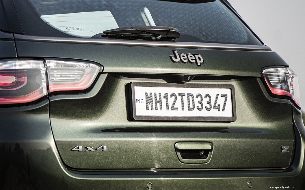 Jeep Compass  Images