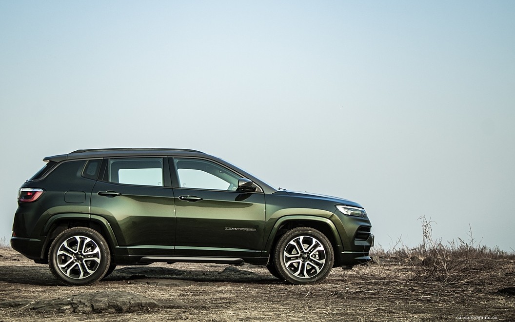 Jeep Compass  Images