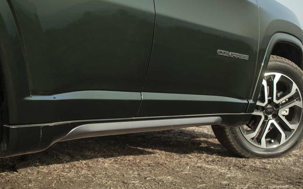 Jeep Compass  Images