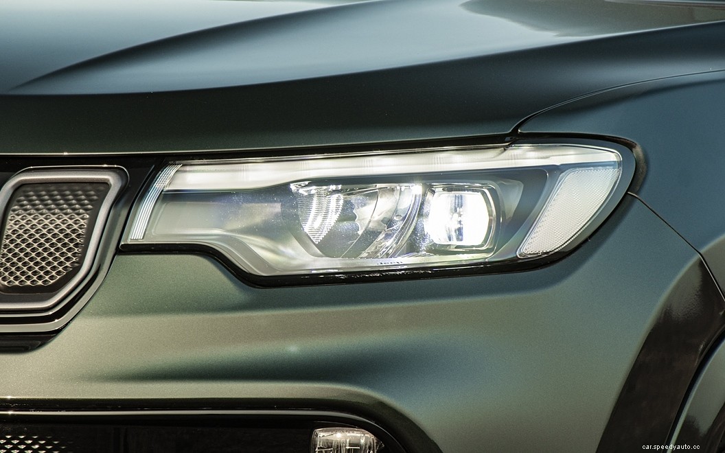 Jeep Compass  Images