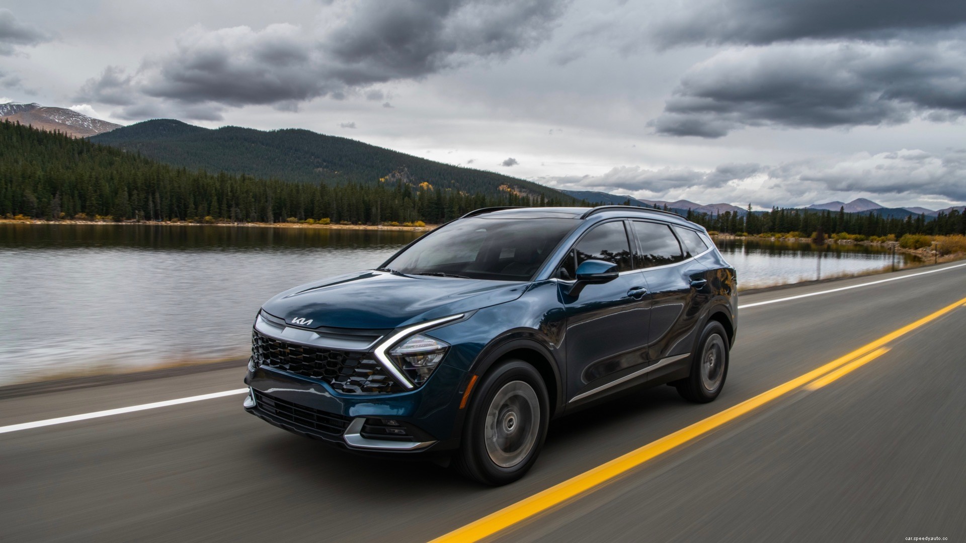 2023 Kia Sportage Plug-In Hybrid: 32-mile electric range chases RAV4 Prime, Escape PHEV