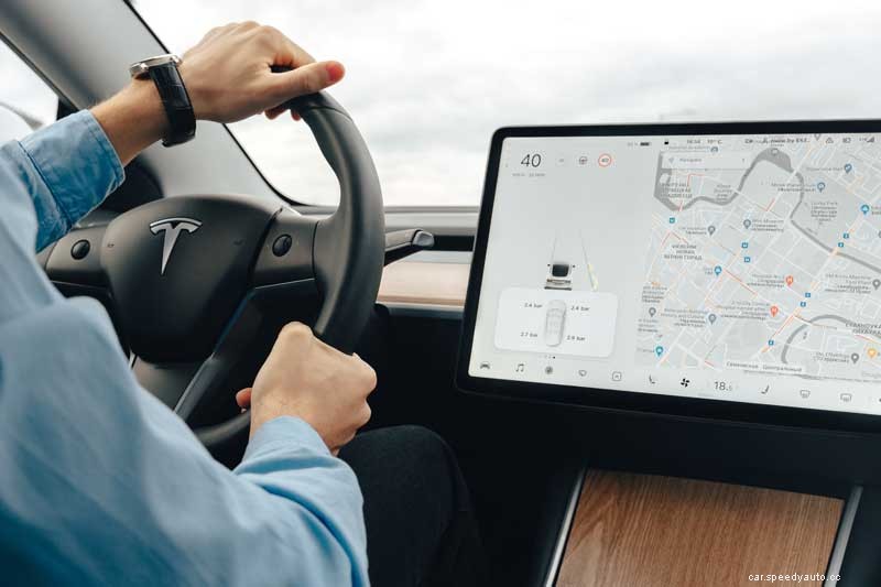 Tesla Software Updates – Stay Updated With This Guide