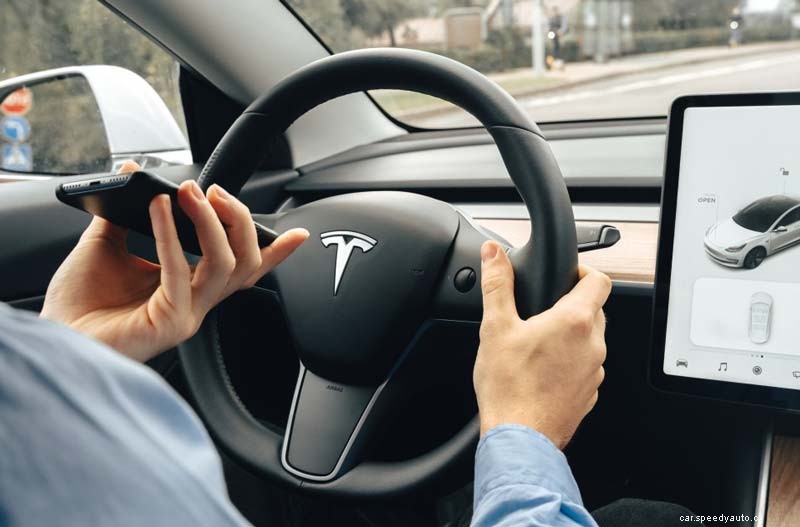 How To Answer a Phone Call on Tesla Model 3 - Helpful Info