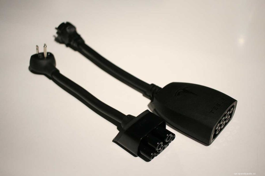 Tesla Mobile Connector Gen 1 vs. Gen 2: Which Is Better?