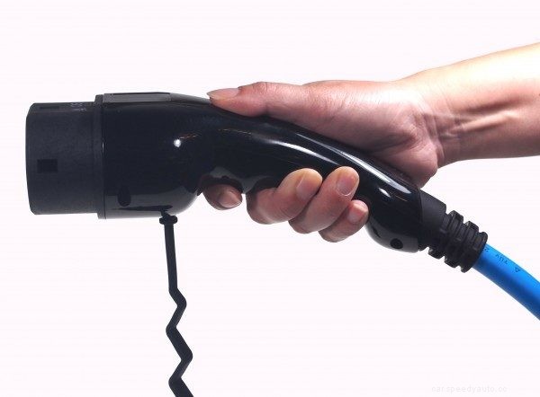 Buying Electric Car Charging Cables: A Snapshot