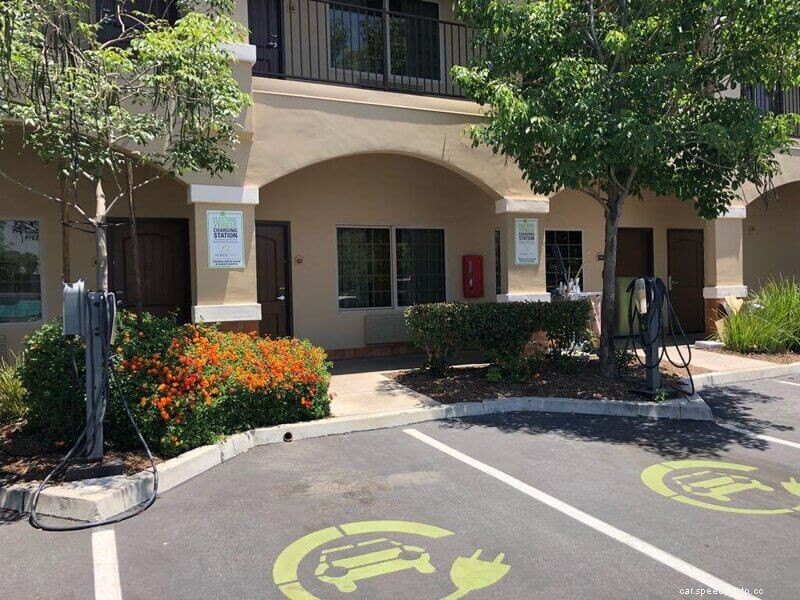 Where Do You Charge an Electric Car?