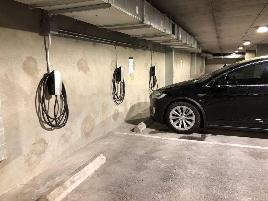 Are Installing EV Charging Stations at Hotels a Good Idea?