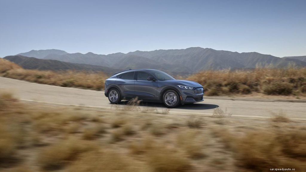 12 Great Plug-In Hybrid and Electric Cars for Families in 2021