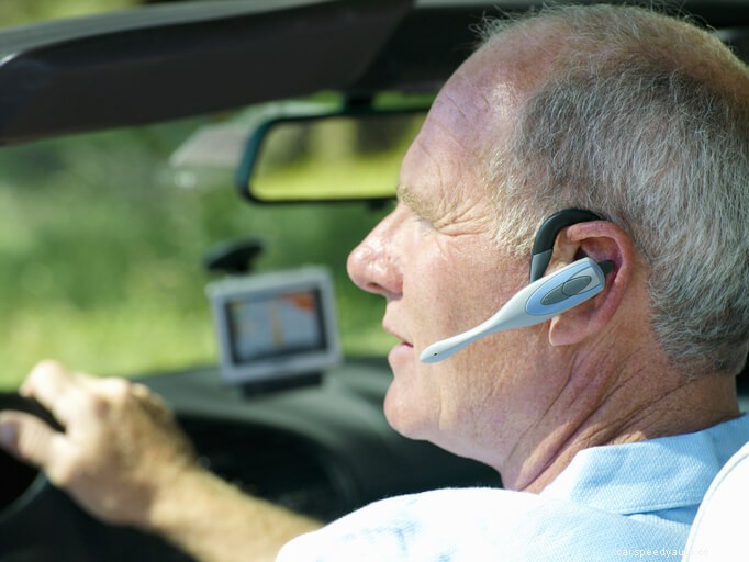 Why a Hands Free Device May Still Distract Drivers