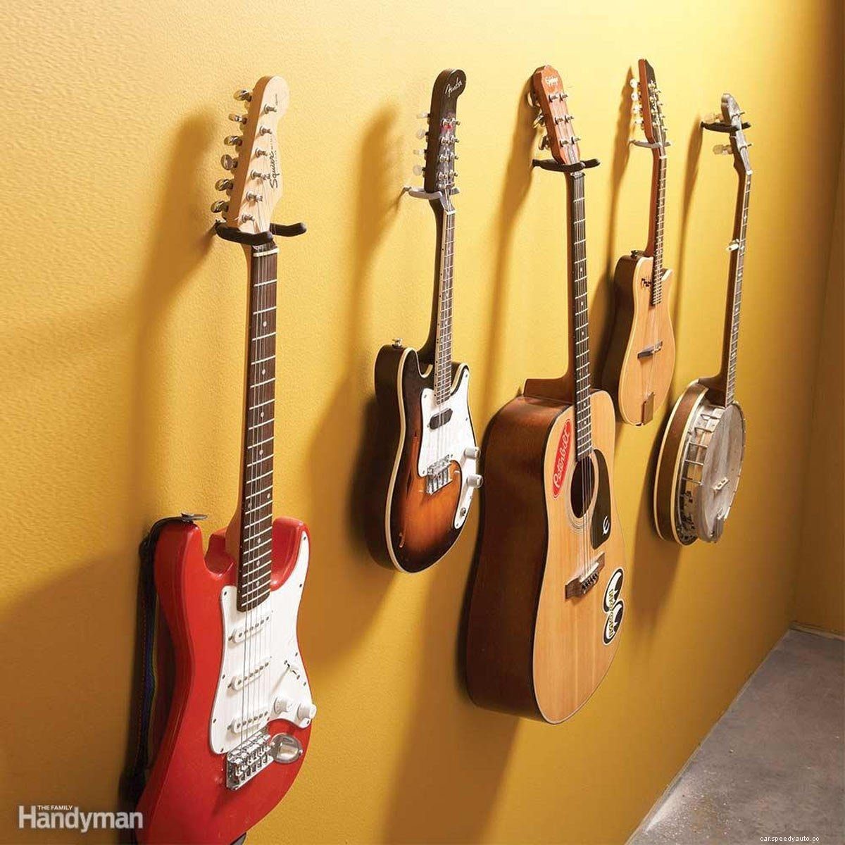 9 Things You’ll Regret Leaving in Your Car This Winter