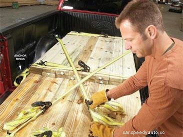 How to Transport Things Safely in Your Truck