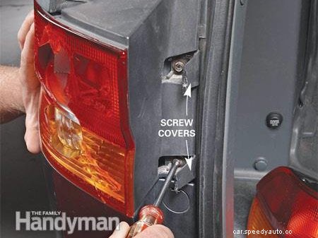 How to Replace a Broken Taillight