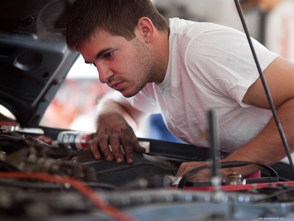 7 Car Maintenance Jobs you Can Do Yourself