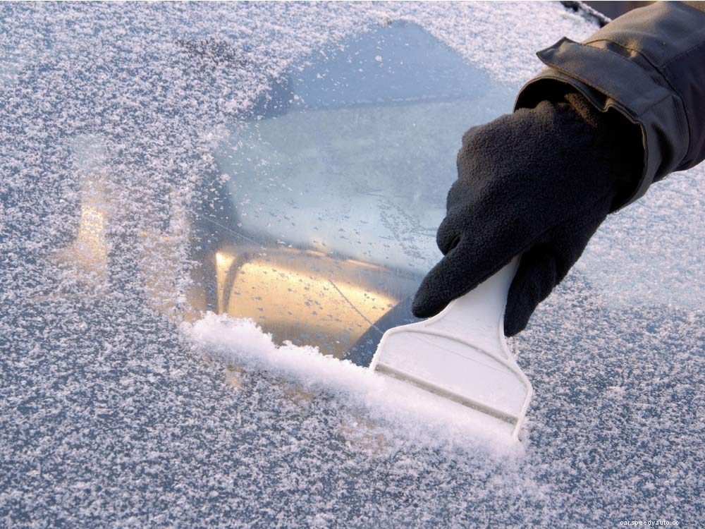 5 Clever Car Tricks for Winter