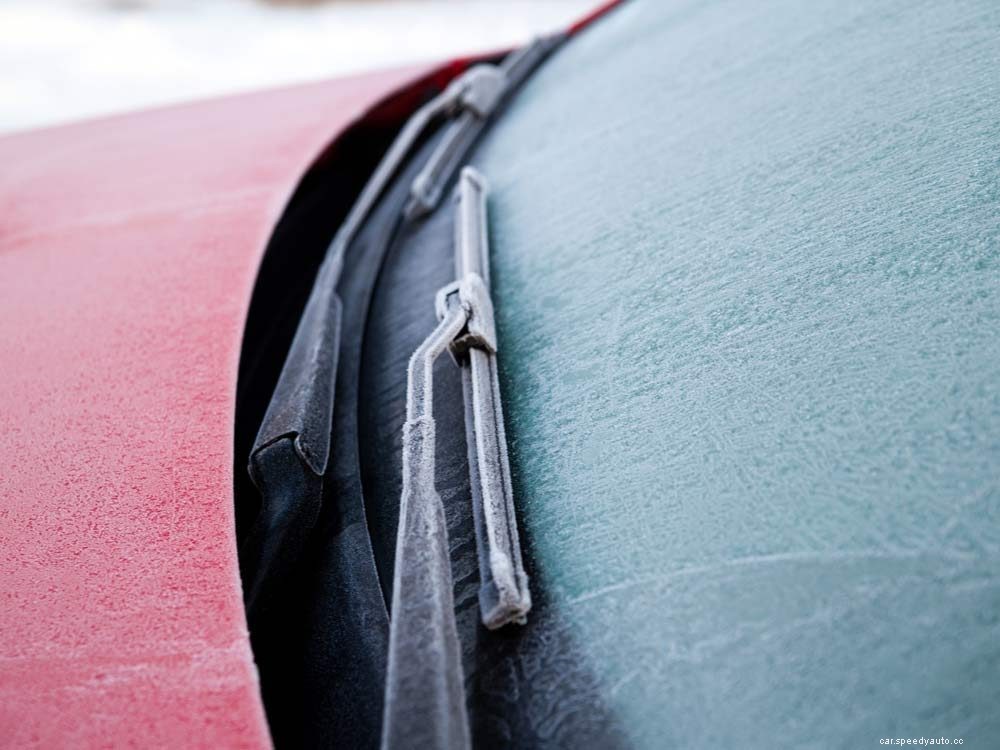 5 Clever Car Tricks for Winter