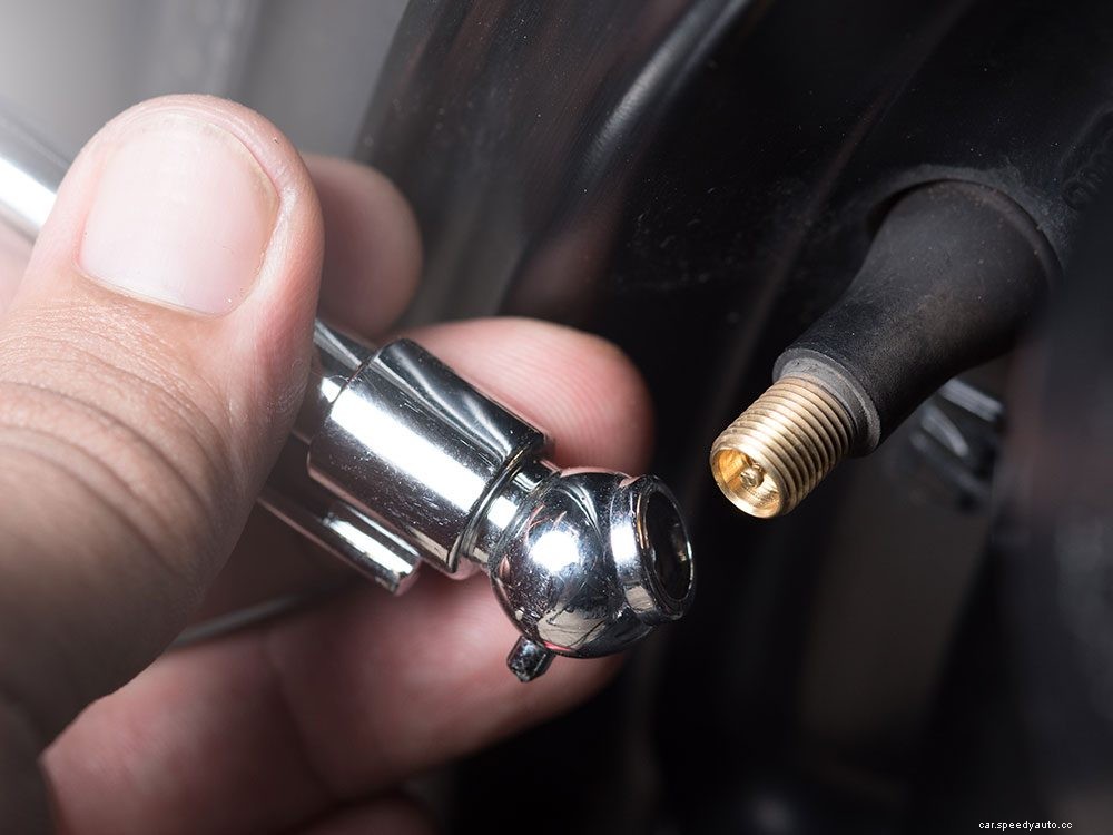 8 Things You Must Check on Your Car Before Your Next Road Trip