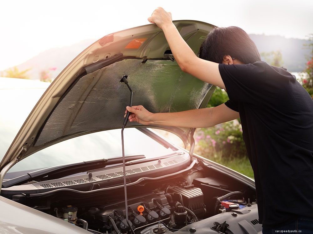 How to Repair a Car Heater Hose