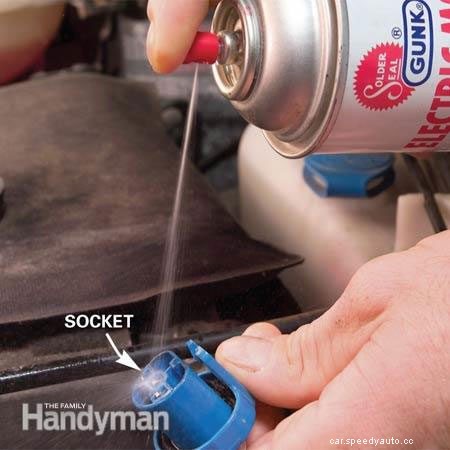 How to Diagnose and Repair a Broken Auto Light Socket