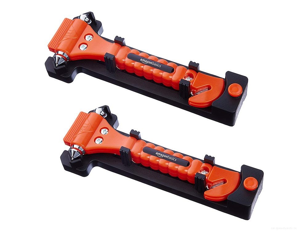 5 Invaluable Tools You Should Always Have in Your Car