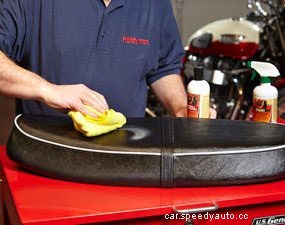 How to Clean a Motorcycle: Motorcycle Detailing Tips From the Pros
