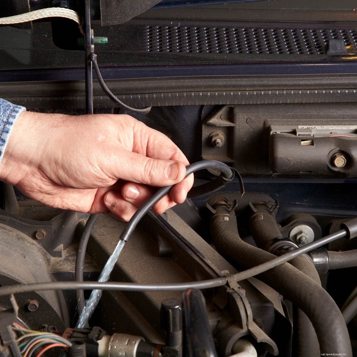 100 Car Maintenance Tasks You Can Do on Your Own