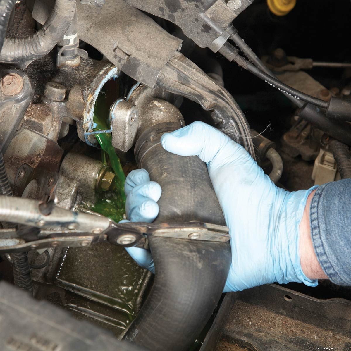 100 Car Maintenance Tasks You Can Do on Your Own