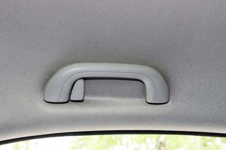 13 Weird Car Features You Probably Didn’t Realize You Had