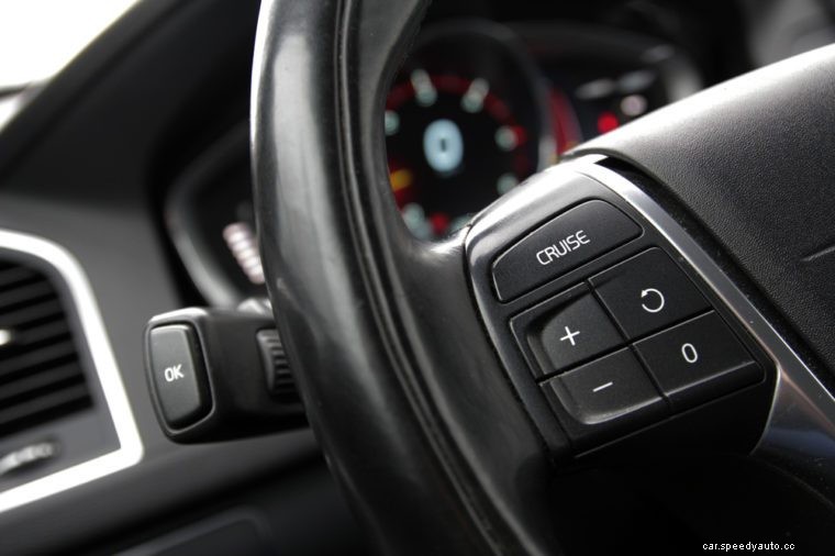 13 Weird Car Features You Probably Didn’t Realize You Had