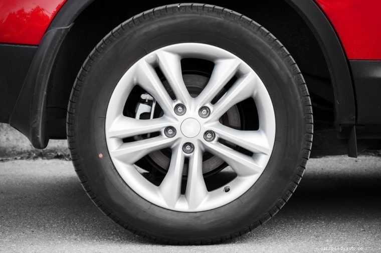 15 Things You’re Doing to Your Car That Mechanics Wouldn’t