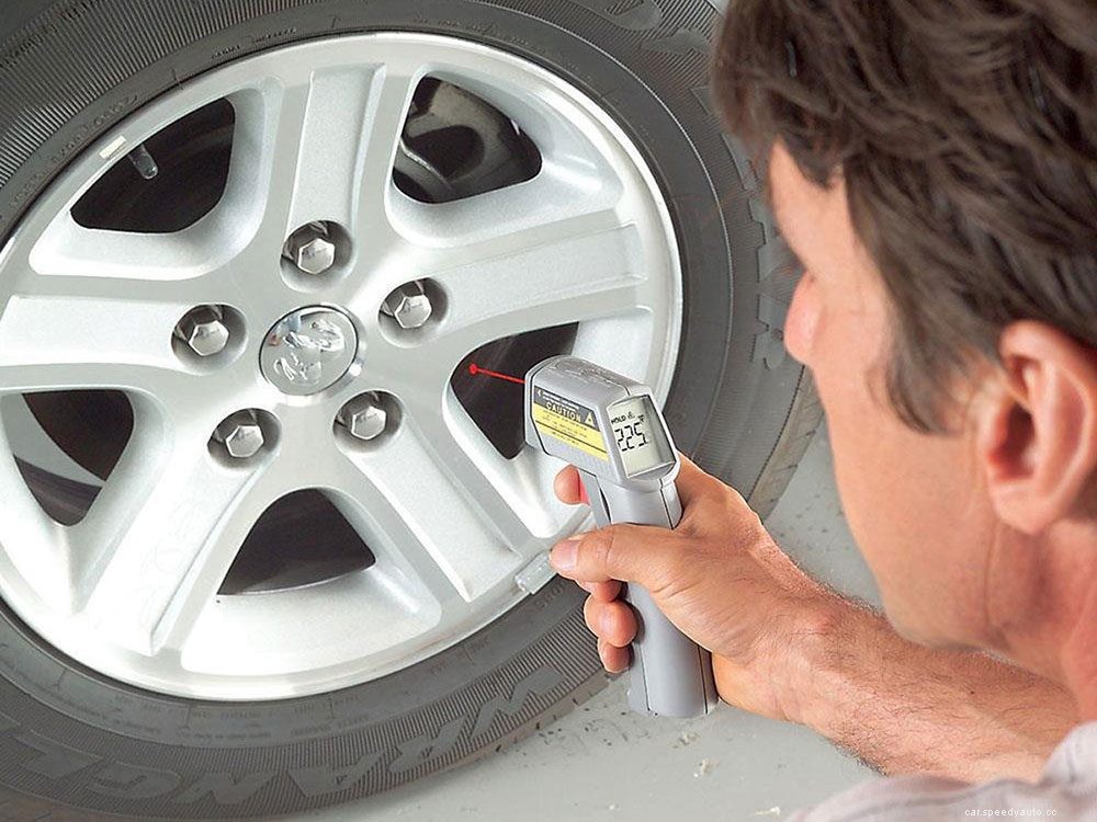 12 Ways to Get Better Gas Mileage—and Pay Less at the Pumps