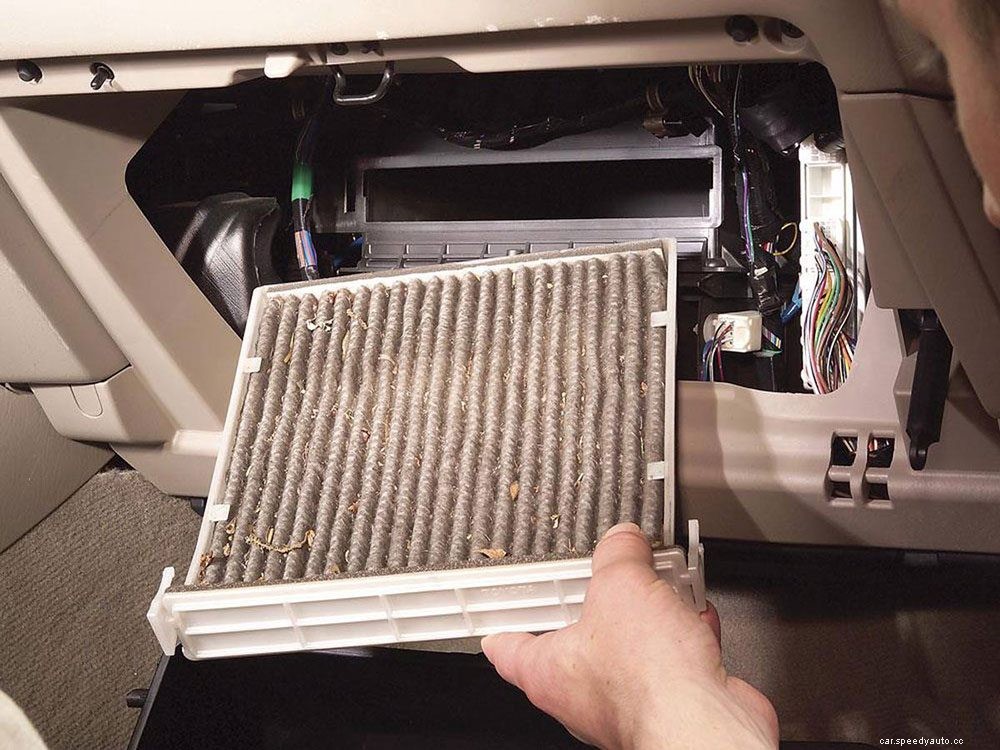 12 Ways to Get Better Gas Mileage—and Pay Less at the Pumps