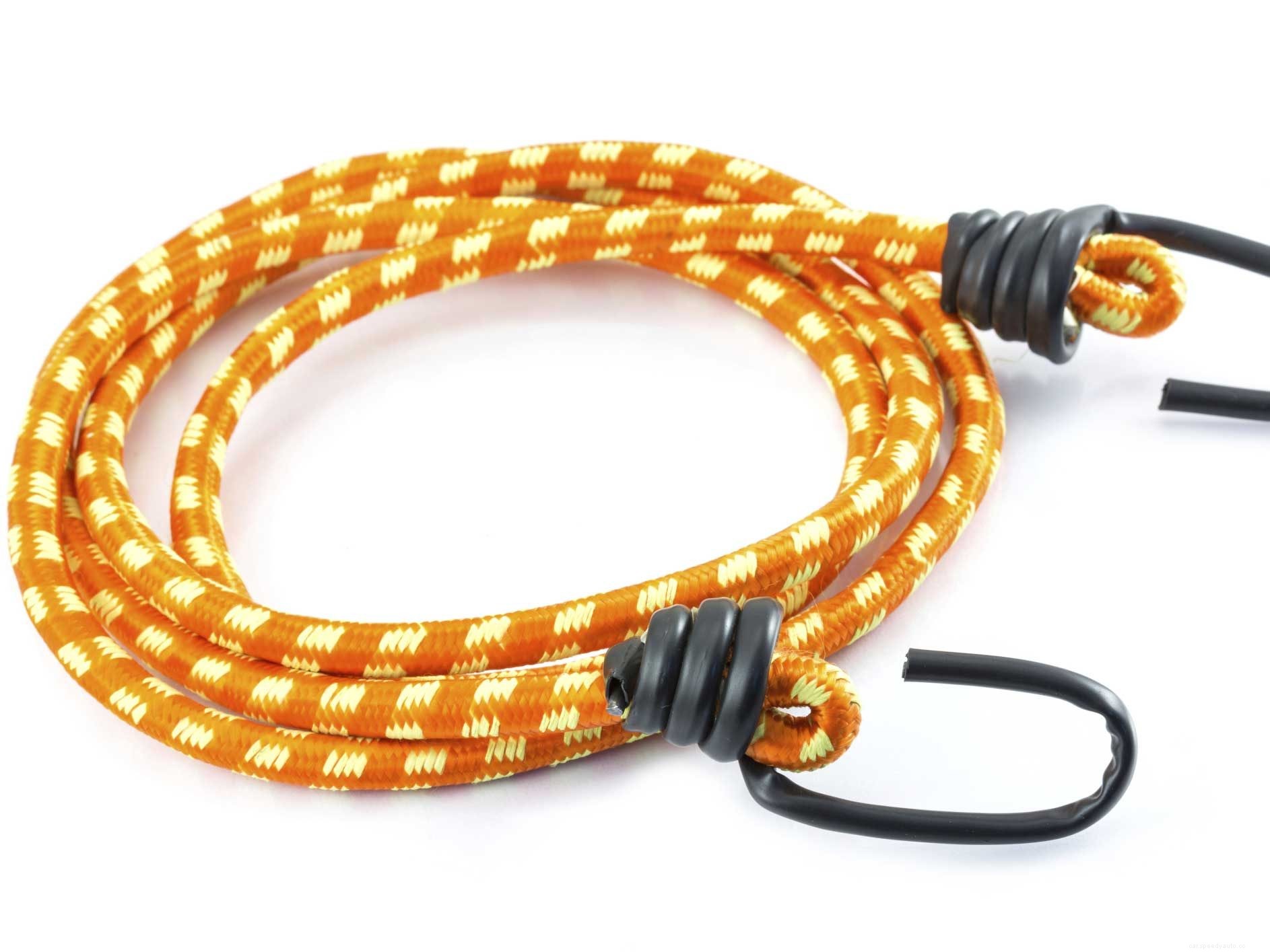 8 Things to Keep in Your Car in Case of Roadside Trouble