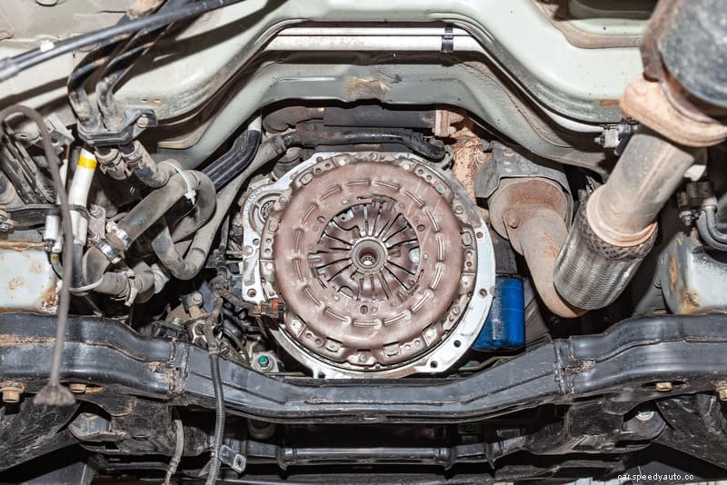 Clutch Fluid vs. Transmission Fluid: Is There a Difference?
