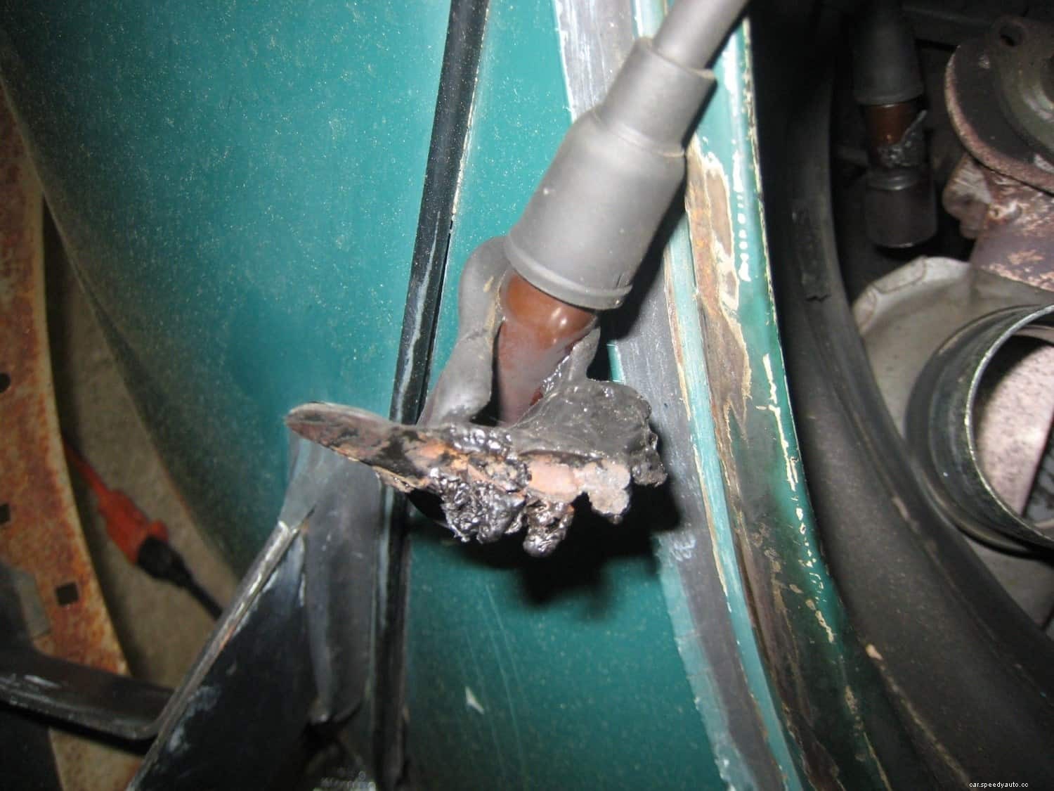 What Is The Cause And Solution Of A Melting Spark Plug?