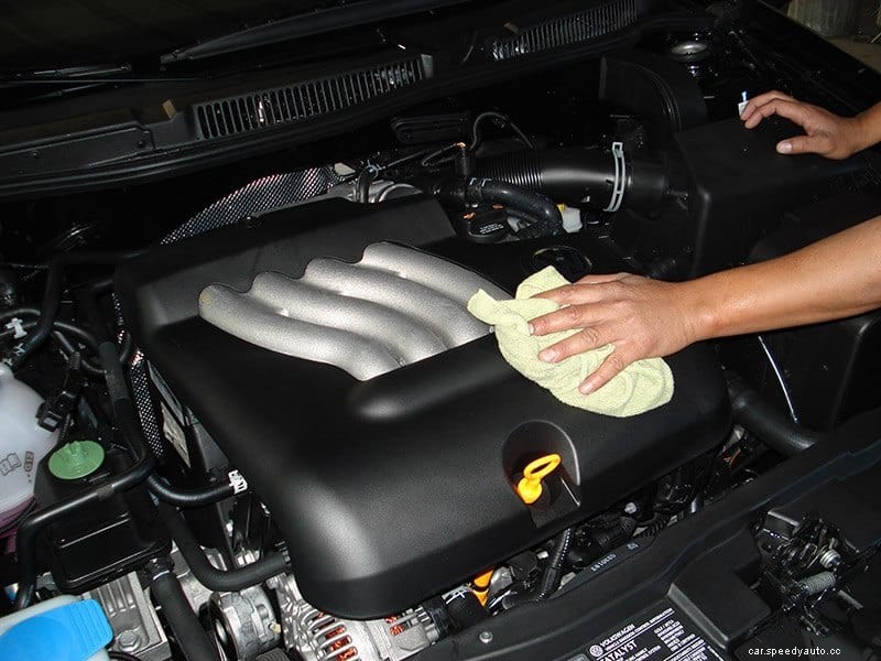 How To Clean Your Car Engine Safely and Professionally?