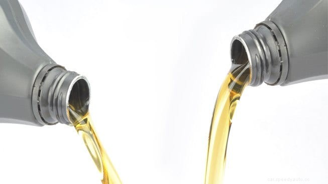 Synthetic Oil V/s. Mineral Oil – Which Option Will You Choose?