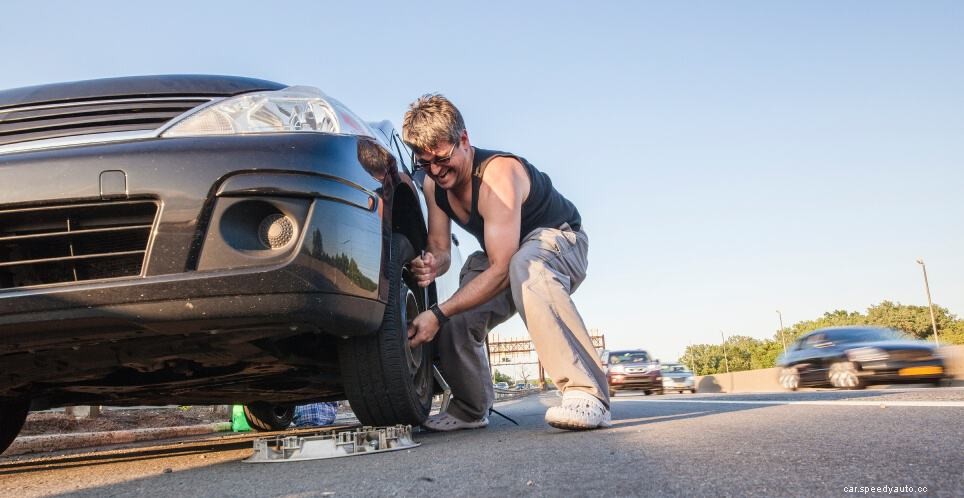 Tools To Change A Tire [Change Tire Effectively]