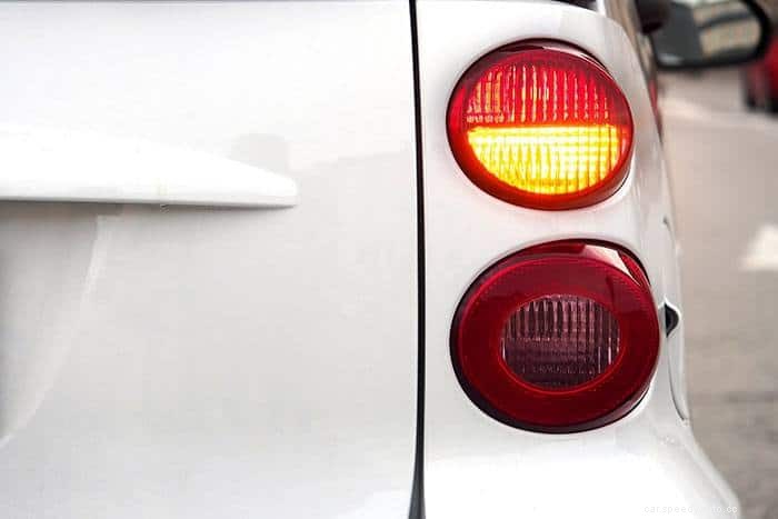 How To Address The 2006 Ford Fusion Turn Signal Problems?