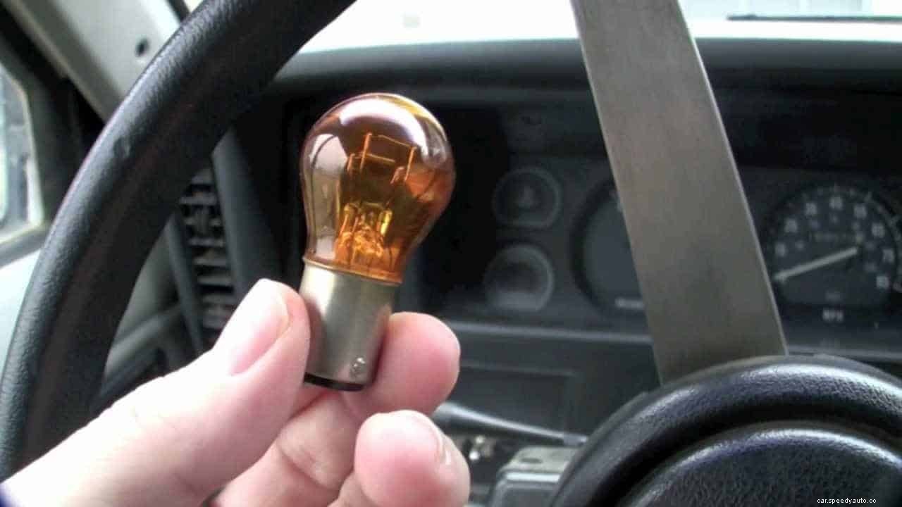 How To Address The 2006 Ford Fusion Turn Signal Problems?