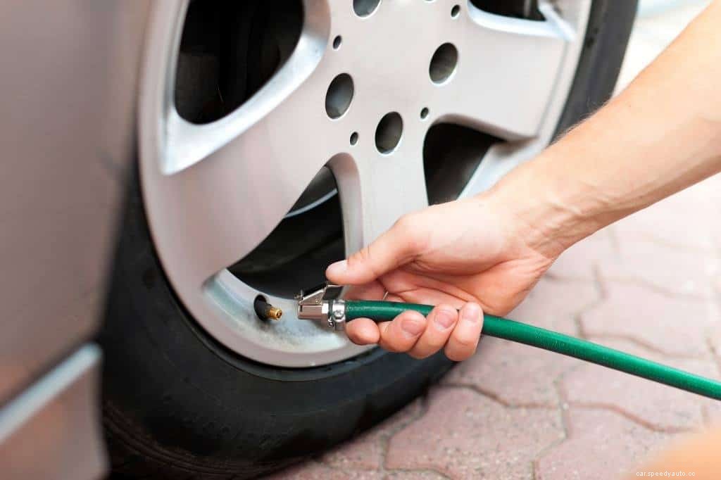 How To Fill Air In Your Car’s Tires?