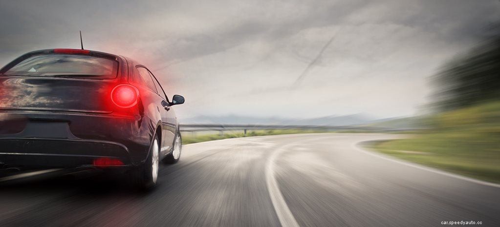 7 Driving Habits that Ruin your Car and Drain your Wallet